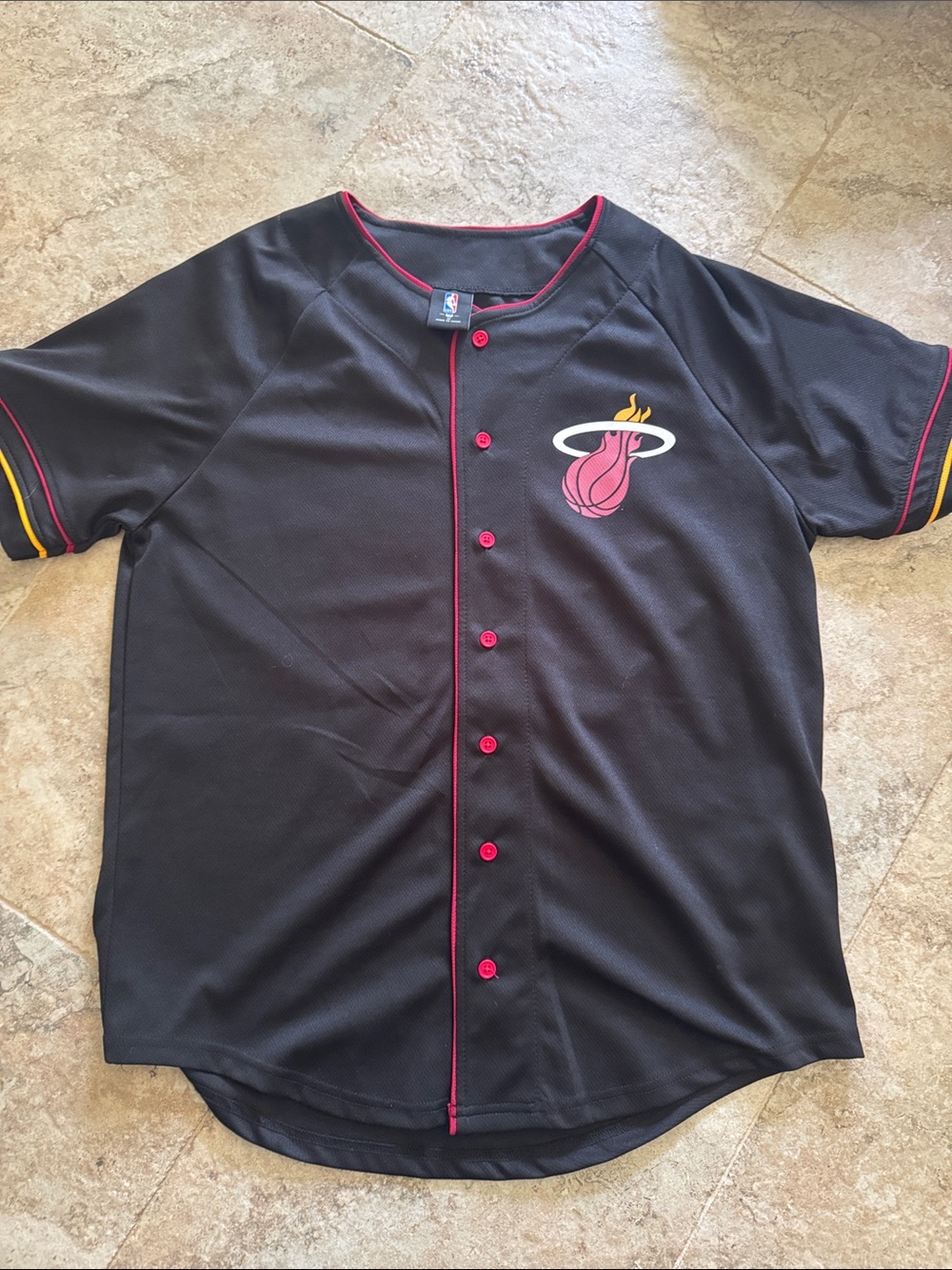 NBA Miami Heat men’s Black Button-Up Jersey Top baseball style size medium nba